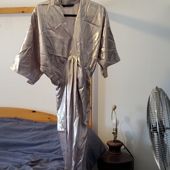 Dress - Picture 1 of 5